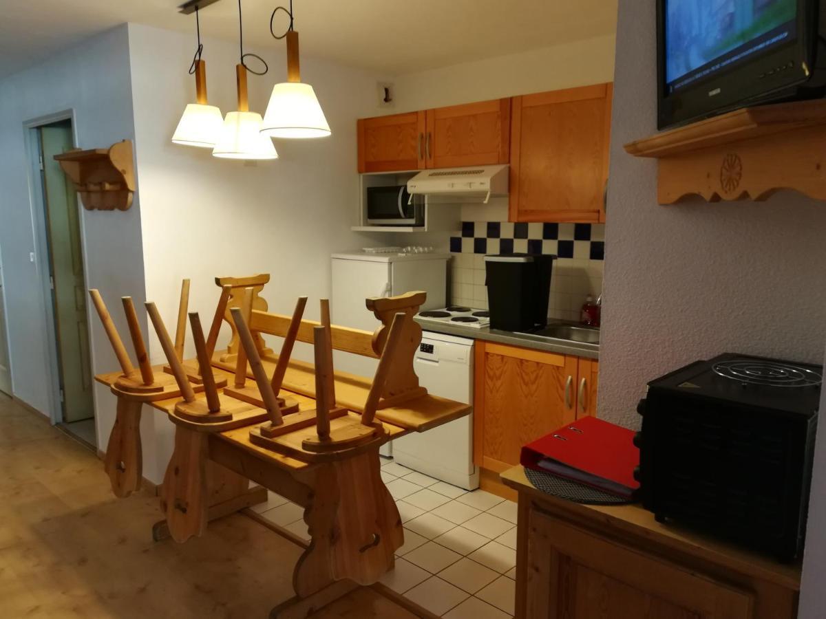 Appartement T3 - 5 Pers - Les Pics D Aran 3* Bagneres-de-Luchon Bagian luar foto